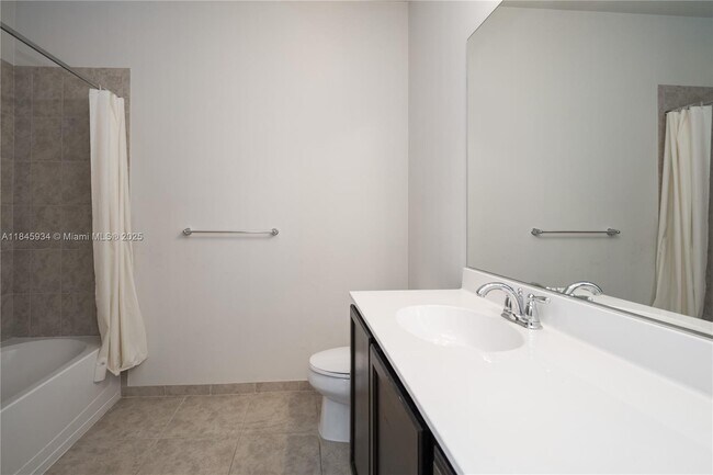 Building Photo - 1039 Key Largo St