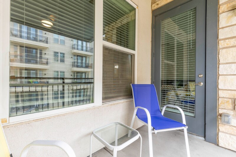 Building Photo - 3801 Vitruvian Way