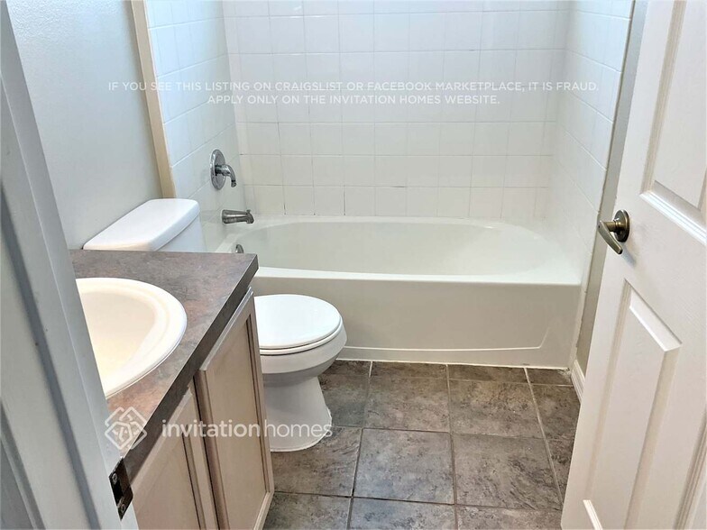 Building Photo - 317 Clermont Dr