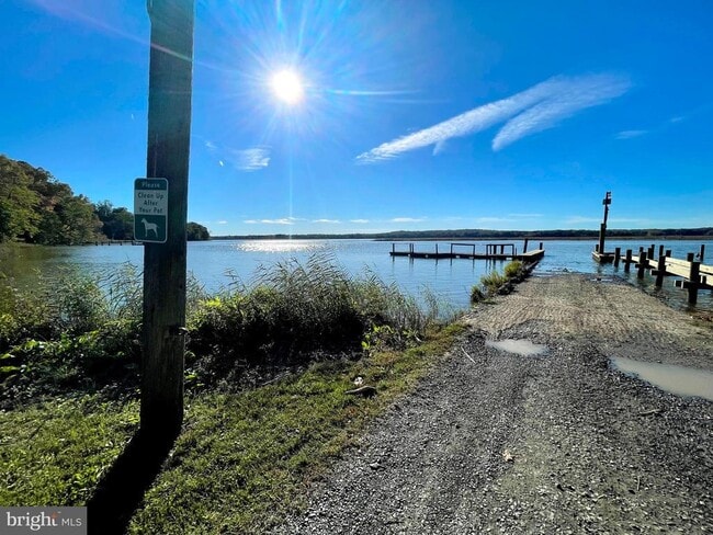 Building Photo - 11717 Rivershore Dr