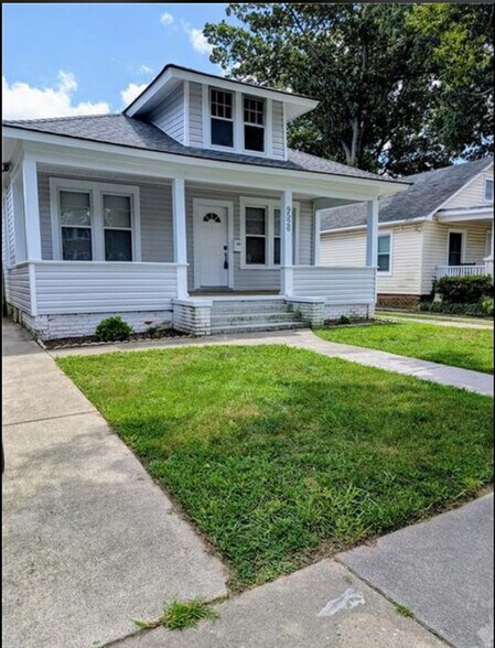Primary Photo - 9526 1st View St