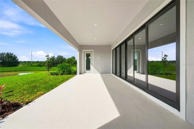 Building Photo - 10064 Lilac Mnr Trce