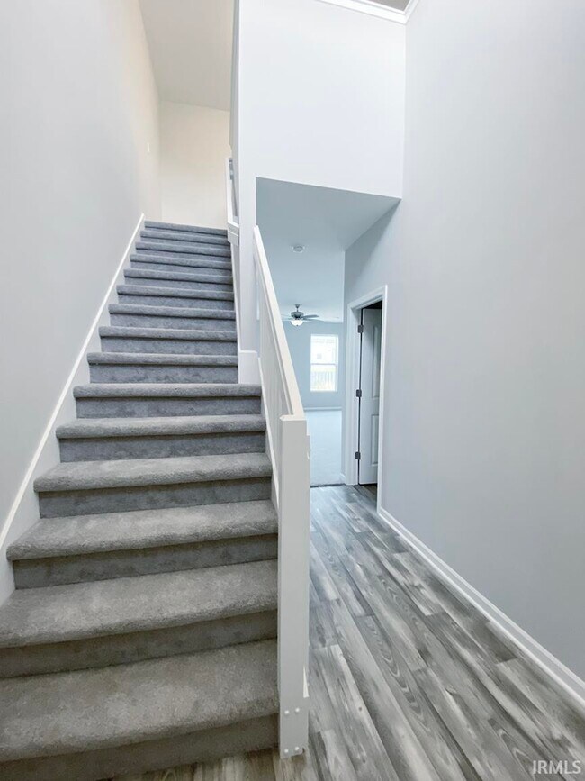 Building Photo - 3599 Canal Square Dr