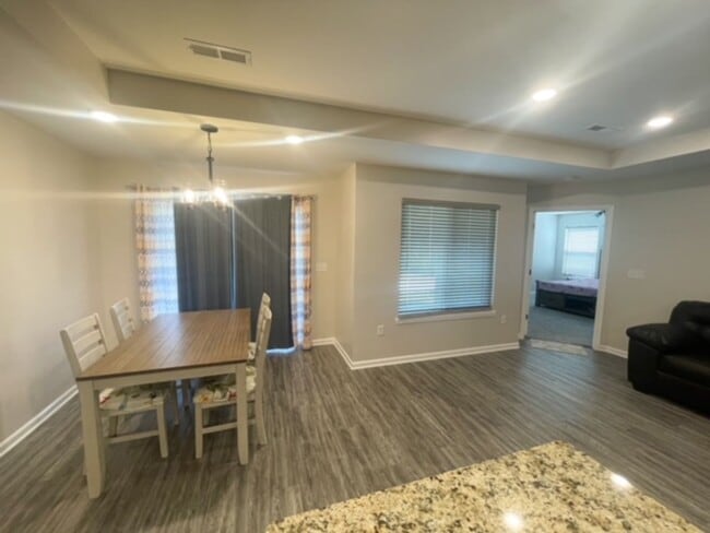 Building Photo - Italian Estates Property Management