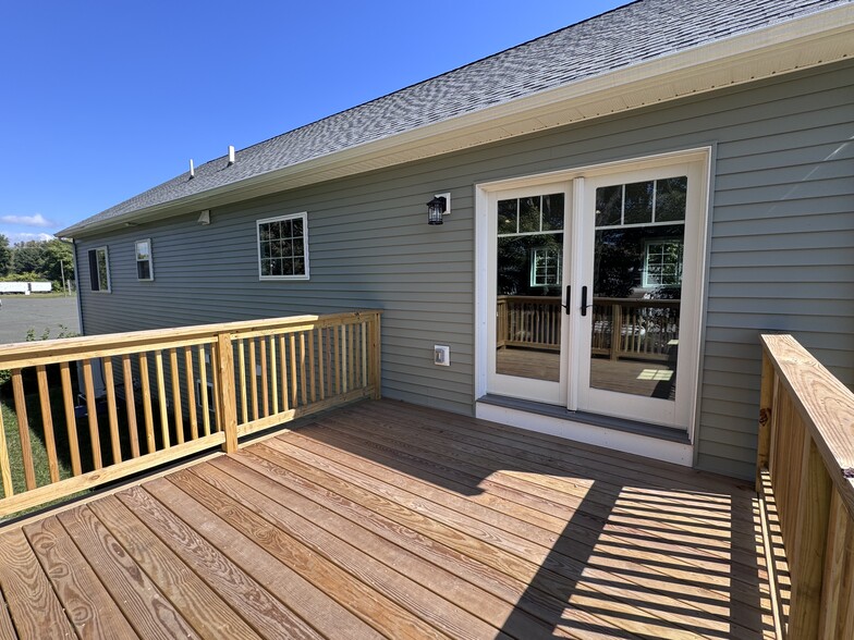 Building Photo - 21 Charles St