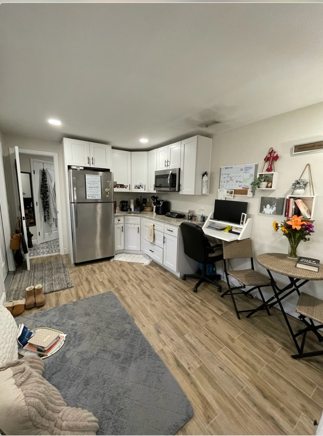 Building Photo - Glen Ave  Efficiency