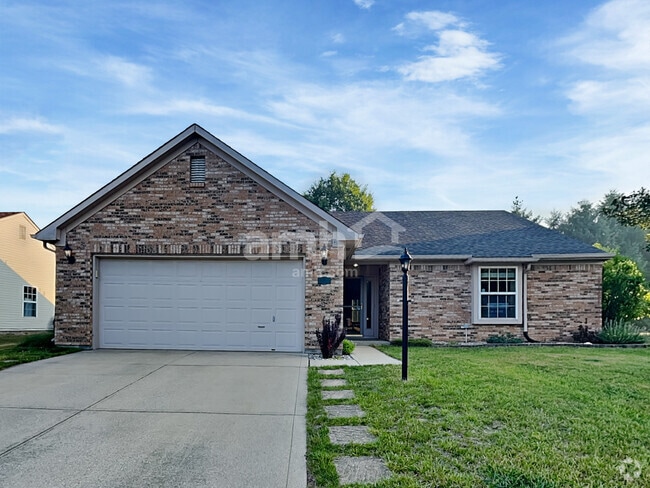 Building Photo - 372 E Pine Ridge Dr