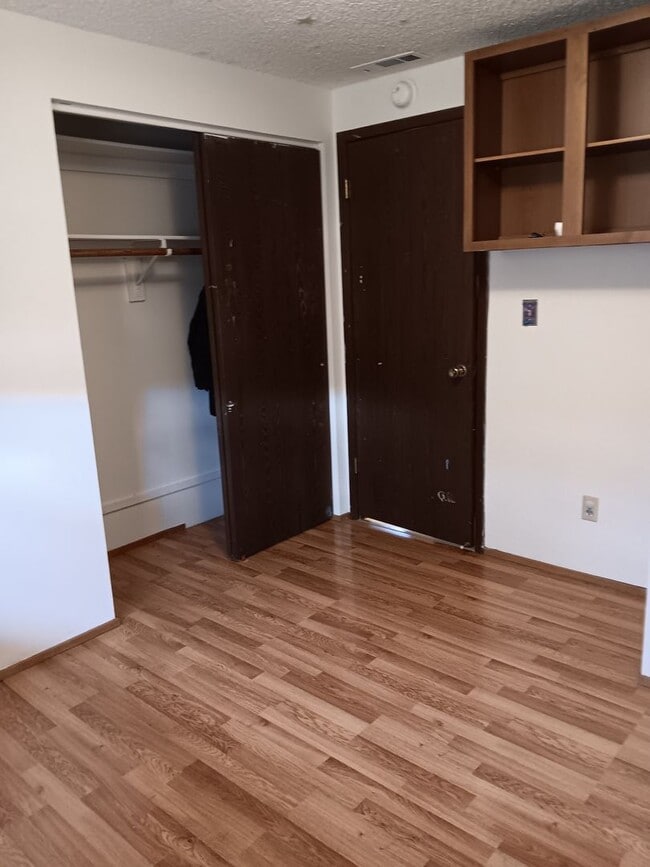 Building Photo - 3 Bed House in La Grande