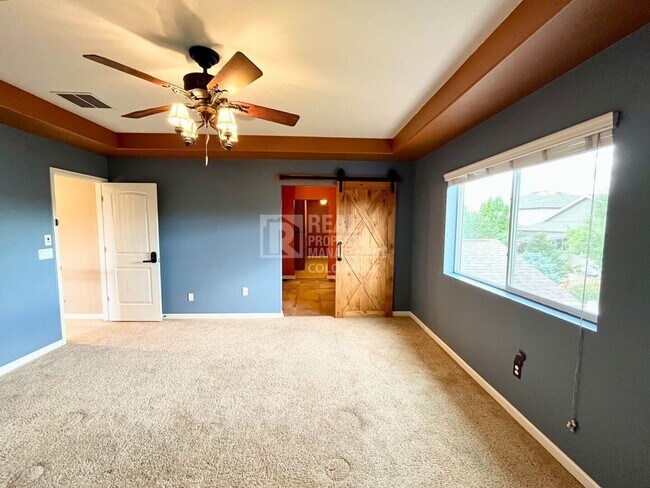 Building Photo - 6305 Walnut Grove St