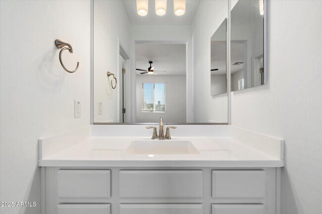 Building Photo - 25101 N 141st Ave