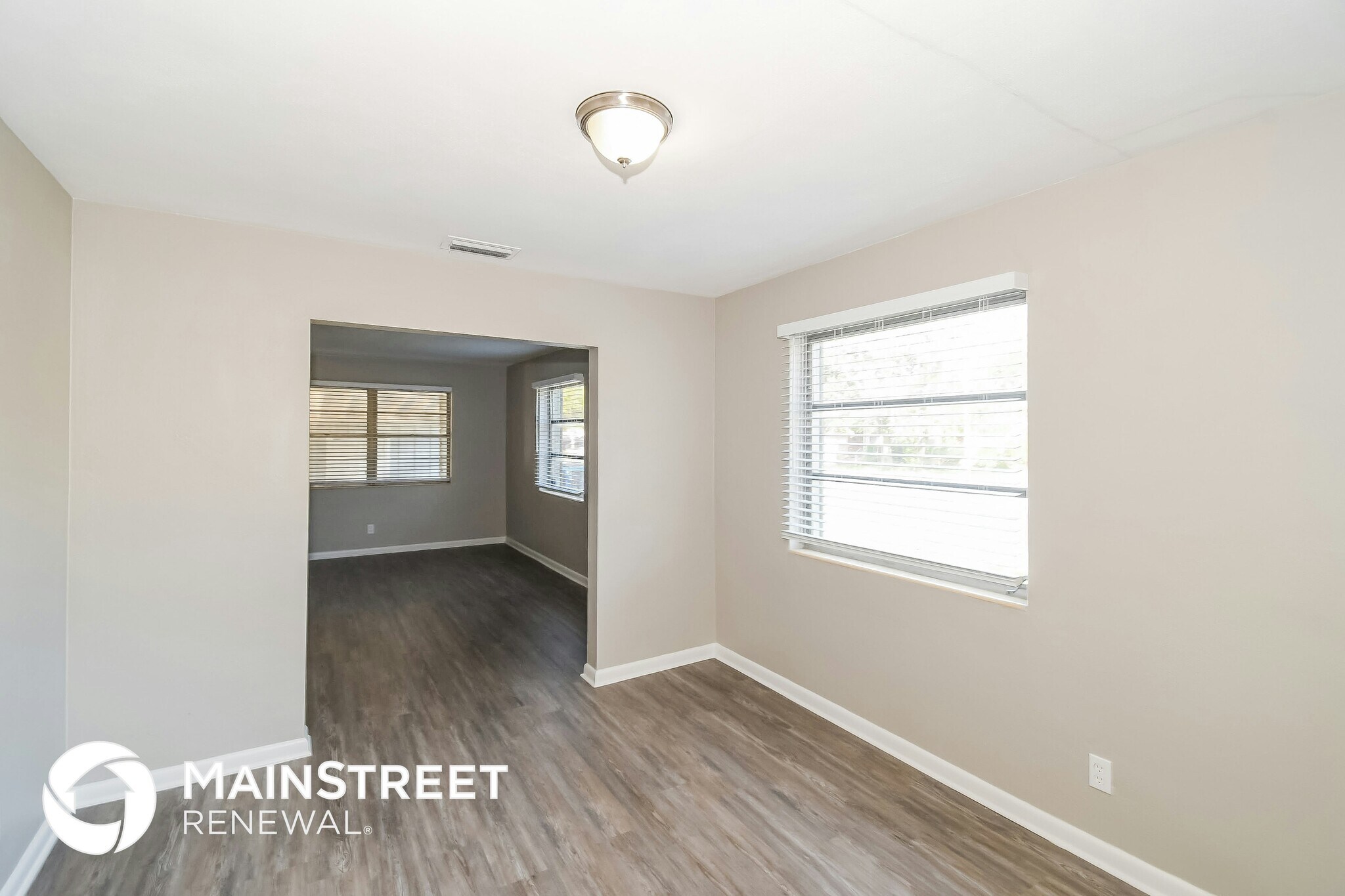 Building Photo - 6238 Green Pine Ln