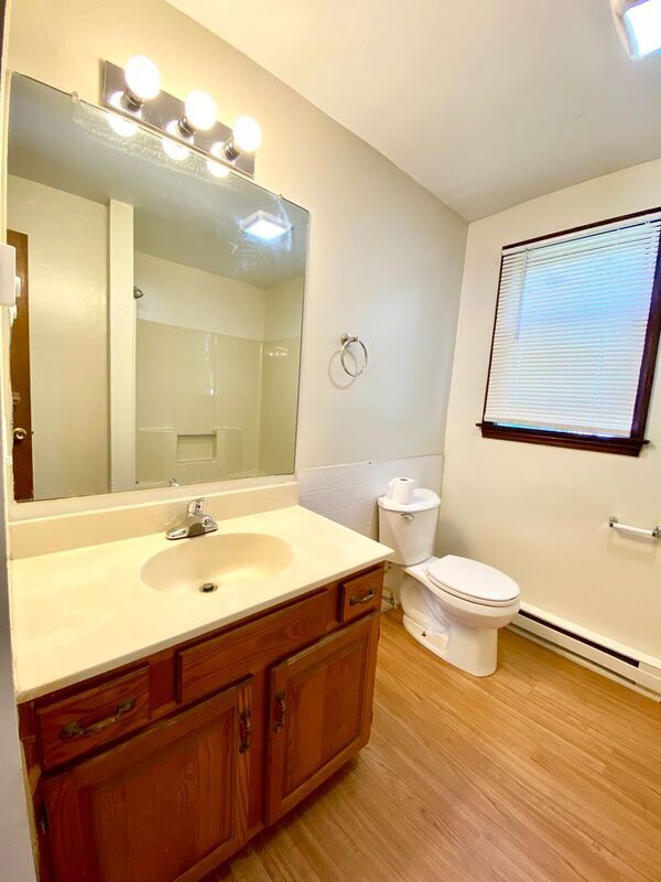 Building Photo - 48-50 Rifle St