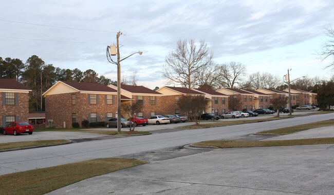 Building Photo - Meadow Wood