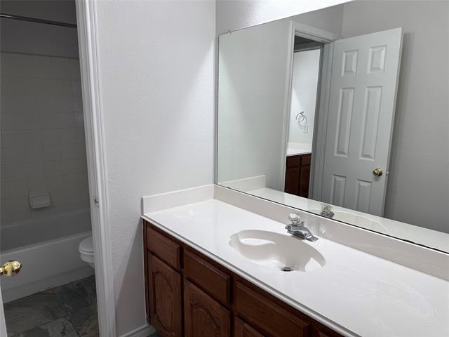 Building Photo - 2514 Chapel Hill Dr