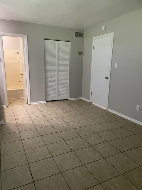 Building Photo - 2075 Clingan Dr NW