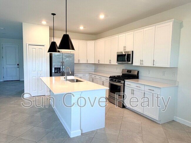 Building Photo - 5242 Coral Reef Wy