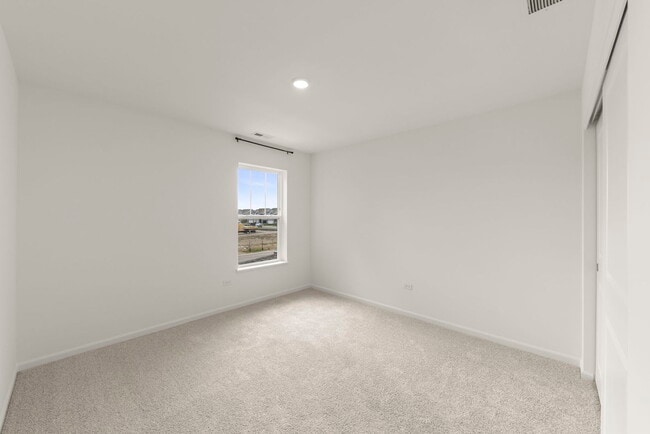 Building Photo - 25734 W Wakefield Dr