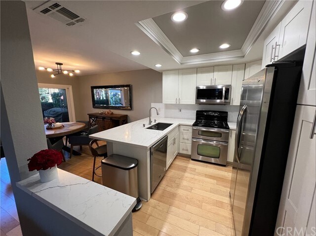 Building Photo - 7911 Woodlake Dr