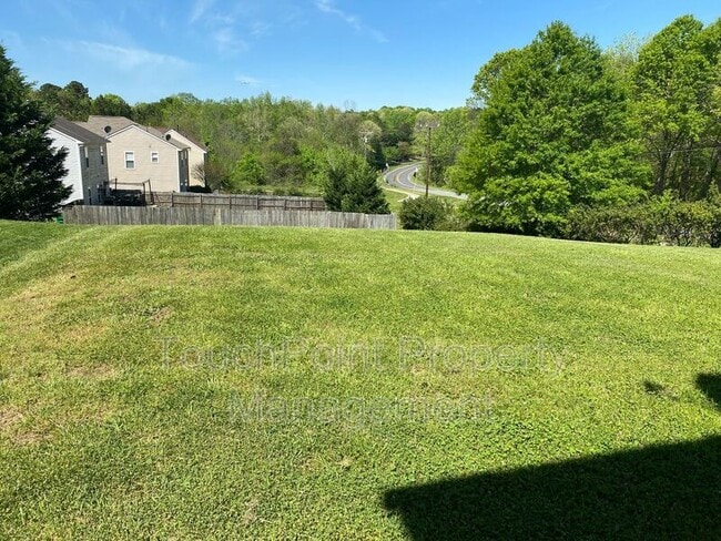 Building Photo - 7302 Woodbourne Ln