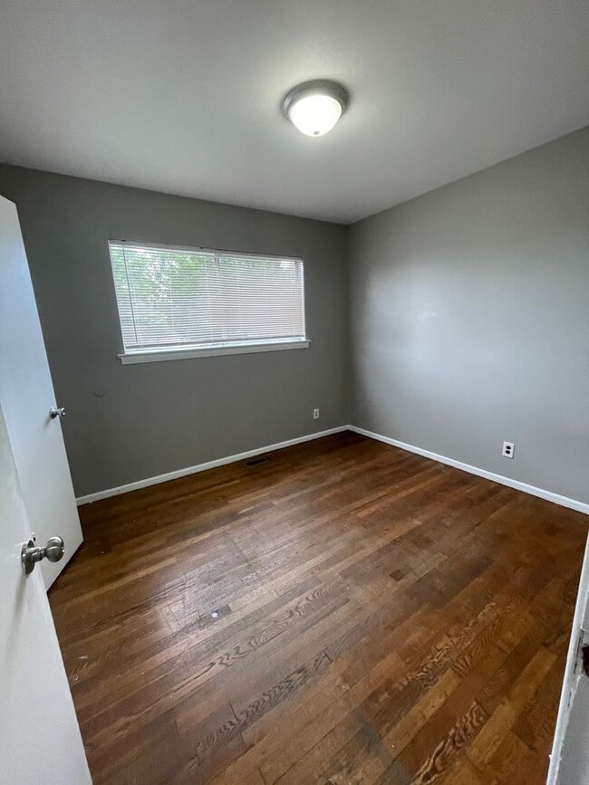 Building Photo - One Month Free!!