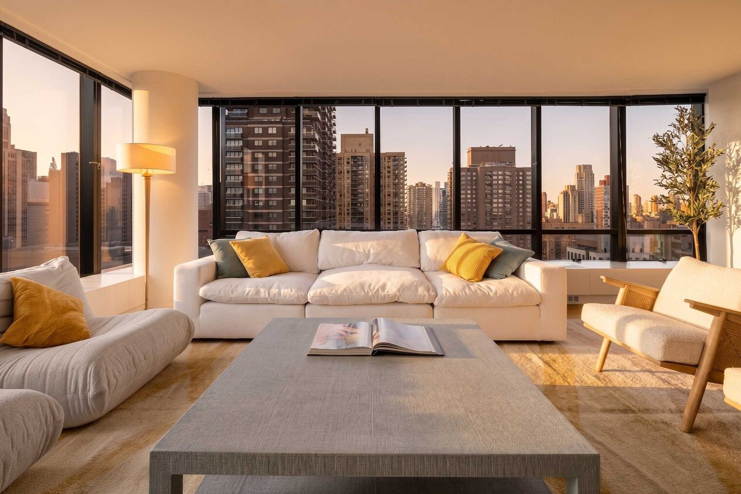 Building Photo - 525 E 72nd St