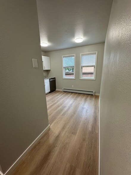 Building Photo - 1350 Balfour dr