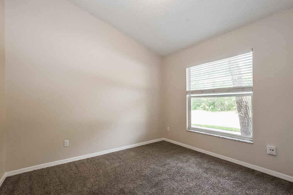 Building Photo - 1000 Country Cove Ct