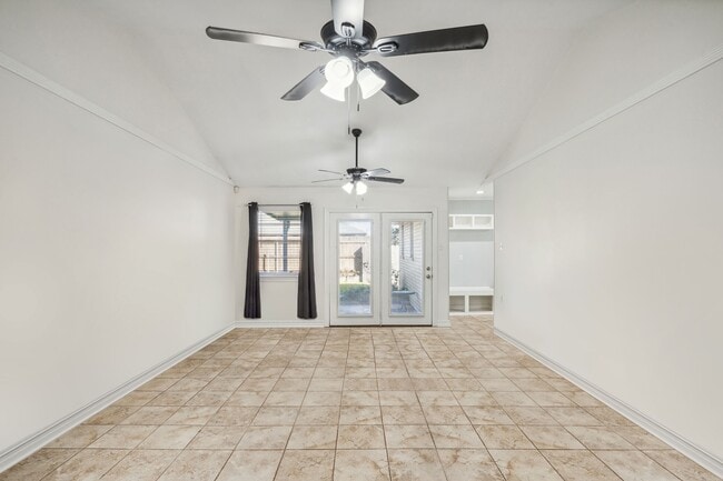 Building Photo - 2 Schill Ave