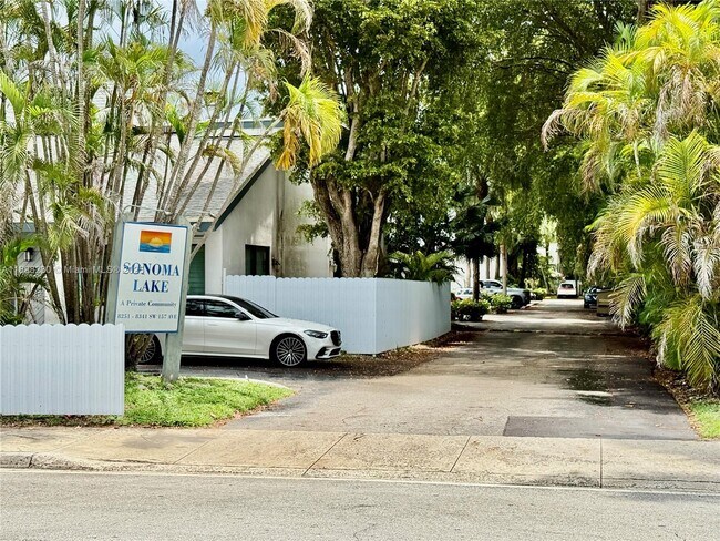 Building Photo - 8331 SW 157th Ave