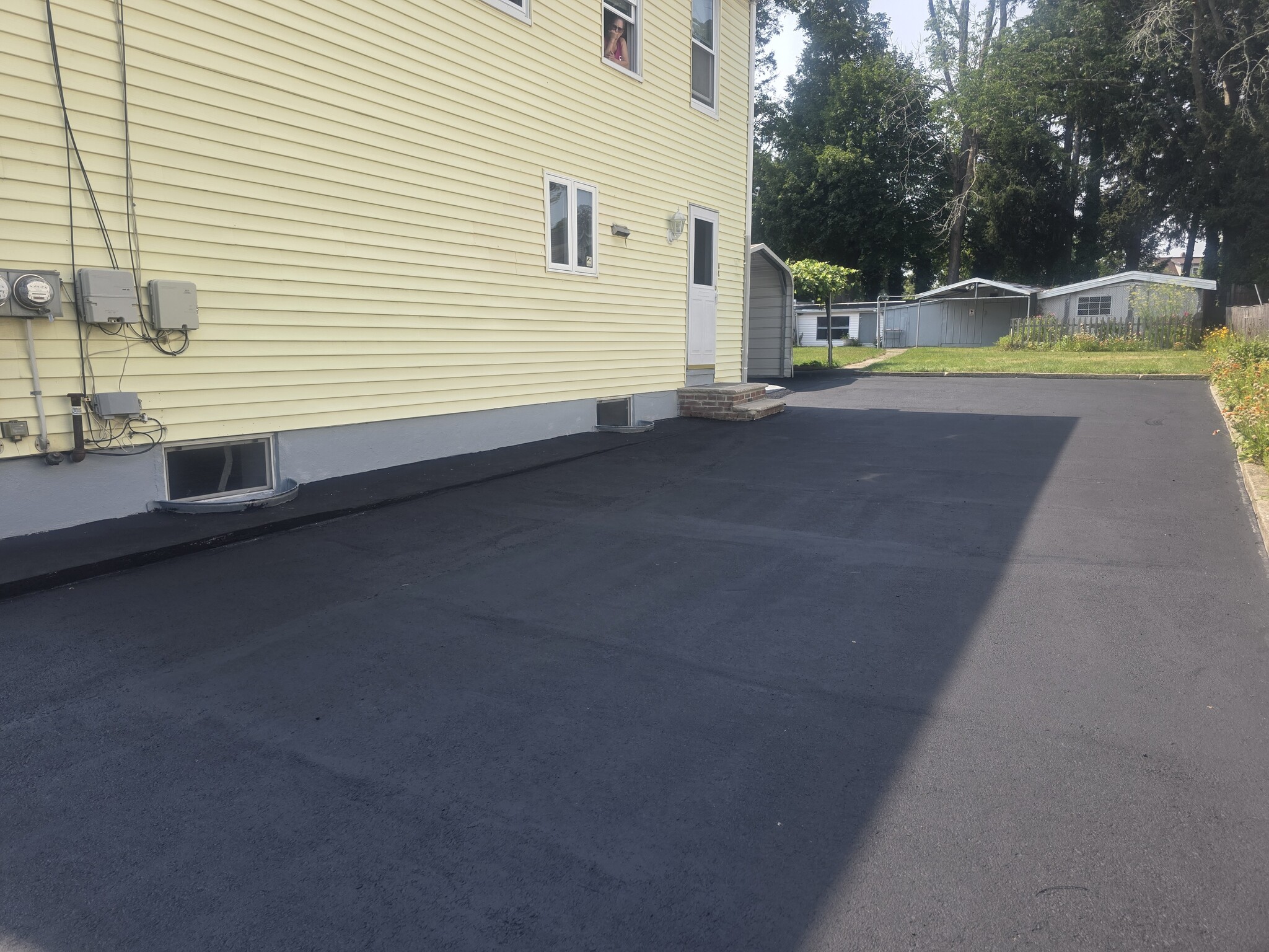 Building Photo - 63 Oak St