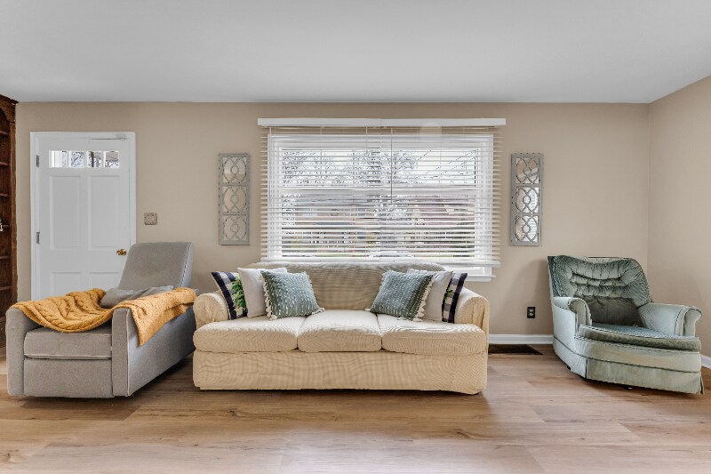 Building Photo - 1823 7th St