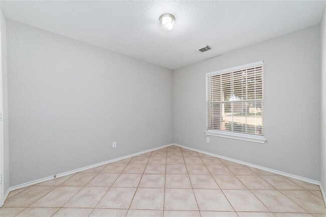 Building Photo - 26146 Travis Brook Dr