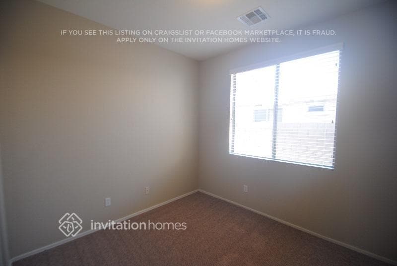 Building Photo - 1314 S Tacoma