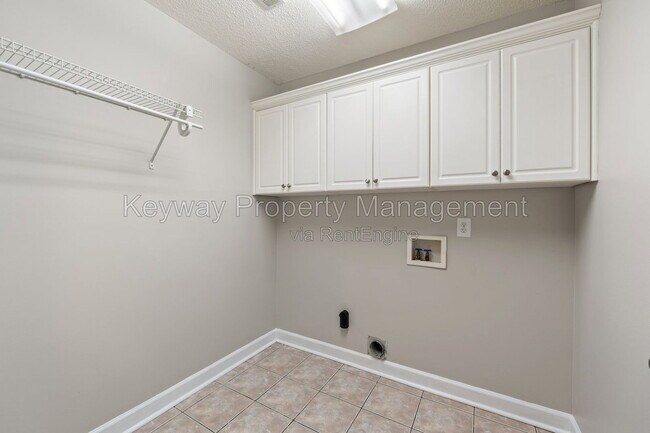 Building Photo - 5366 Angel Falls