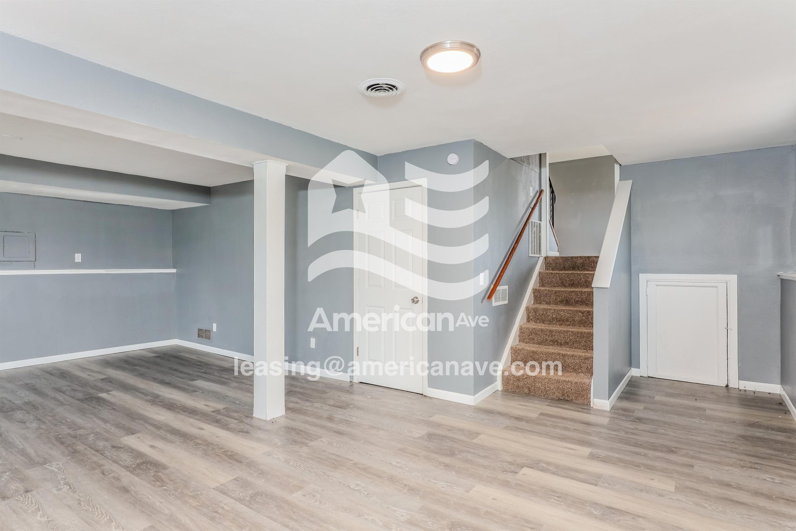 Building Photo - 722 9th Ave