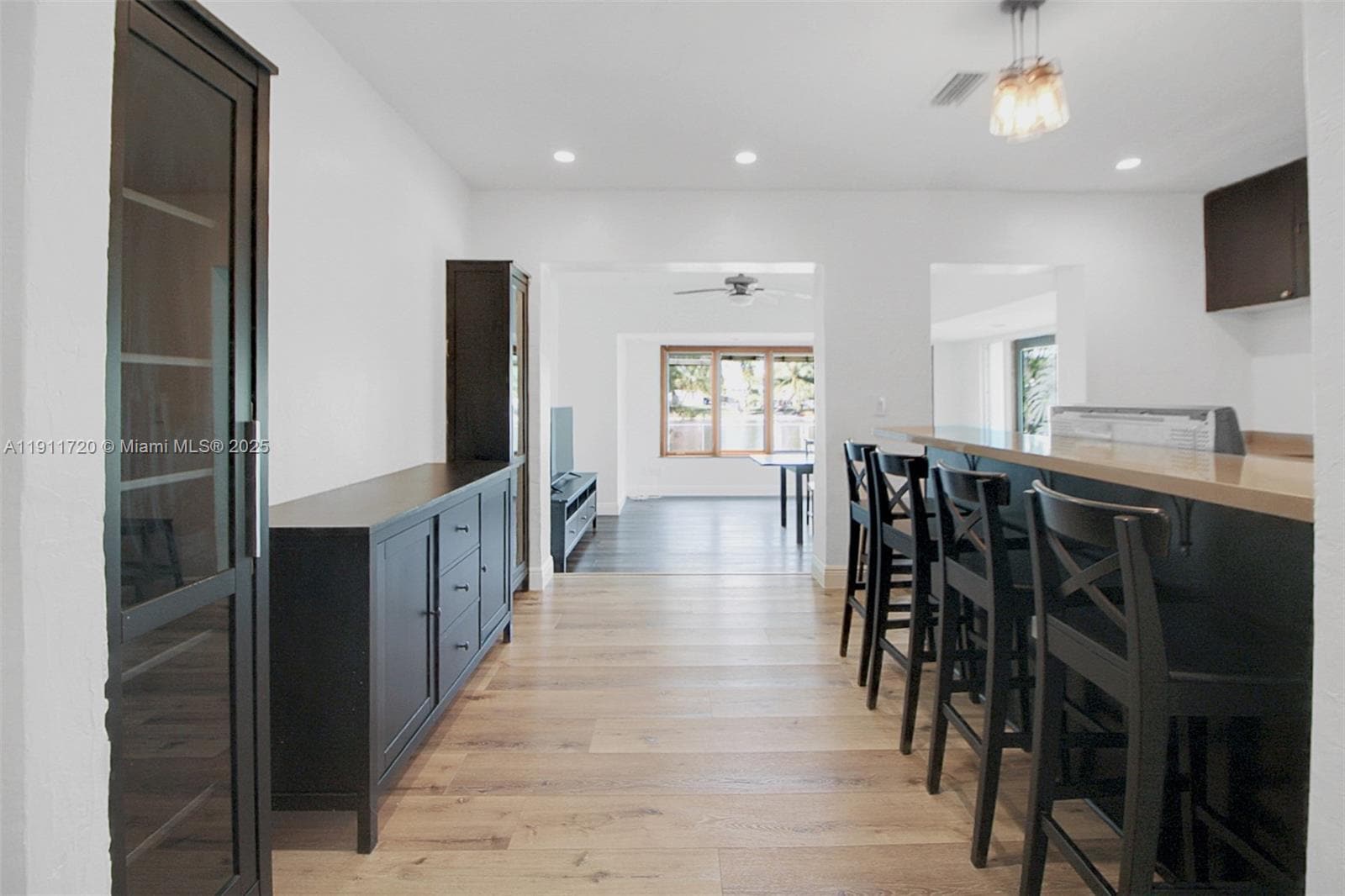 Building Photo - 89 Corydon Dr