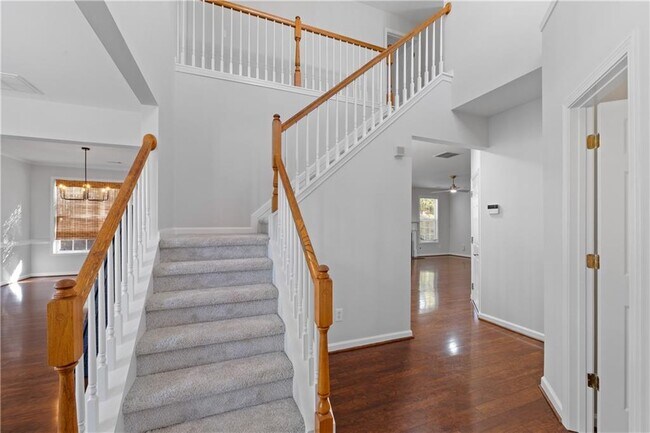 Building Photo - 2871 Belfaire Lake Dr