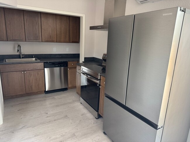 Building Photo - 7101 Winding Way