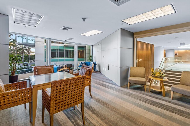 Building Photo - 13600 MARINA POINTE Dr