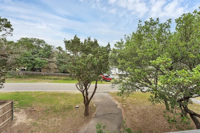 Building Photo - 1142 Amanda-SI ID1351227P