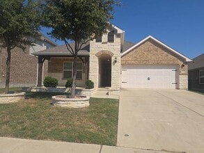 Building Photo - 952 Pinnacle Ridge Rd