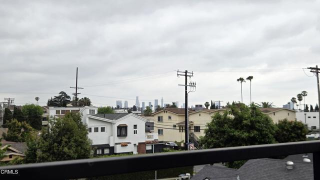 Building Photo - 917 N Ridgewood Pl