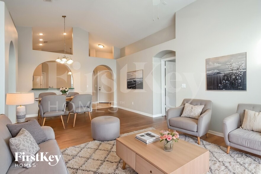 Building Photo - 4512 Alaqua Trail