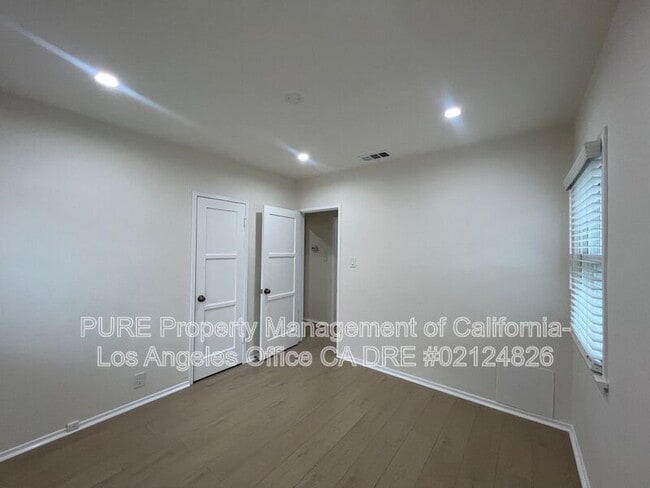 Building Photo - 10306 Buford Ave