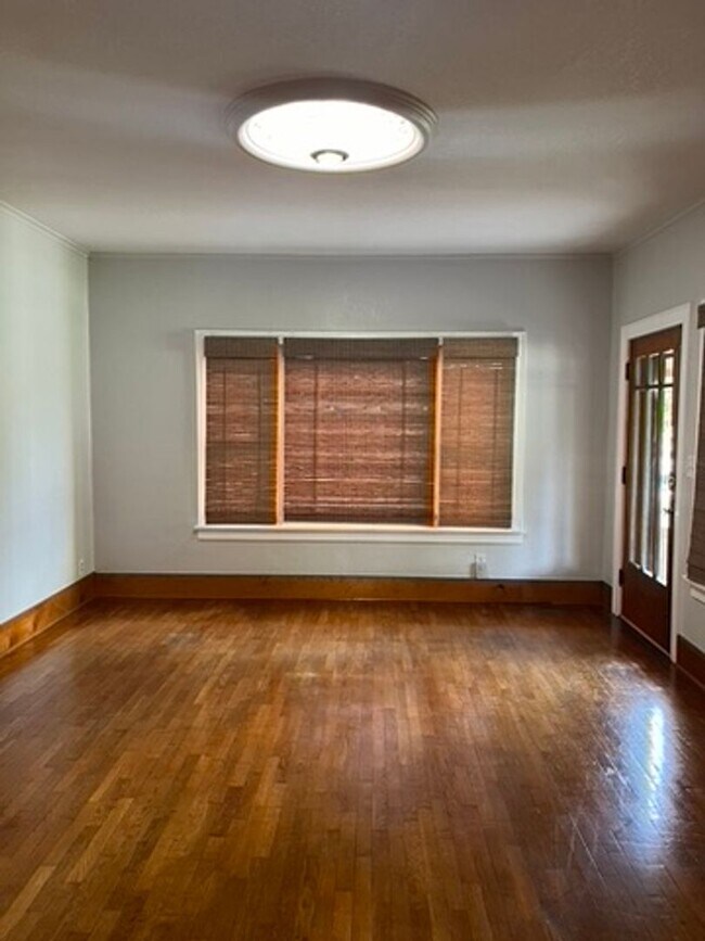 Building Photo - Discover Timeless Charm: Enchanting Historic Home in a Picturesque Small Town