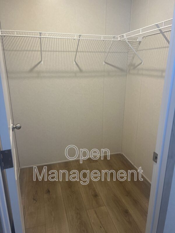 Building Photo - 825 1st Ave E