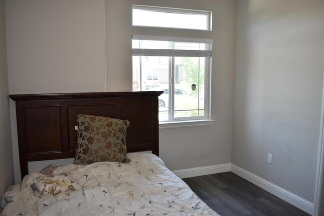 Building Photo - 4364 Wickson Pl