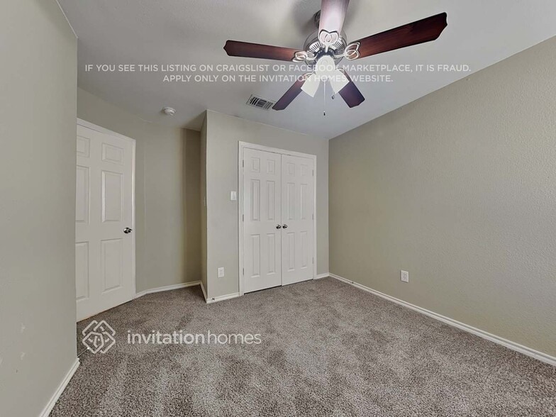 Building Photo - 8175 Spruce Valley Dr