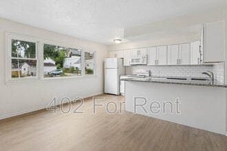 Building Photo - 1056 S 29th St