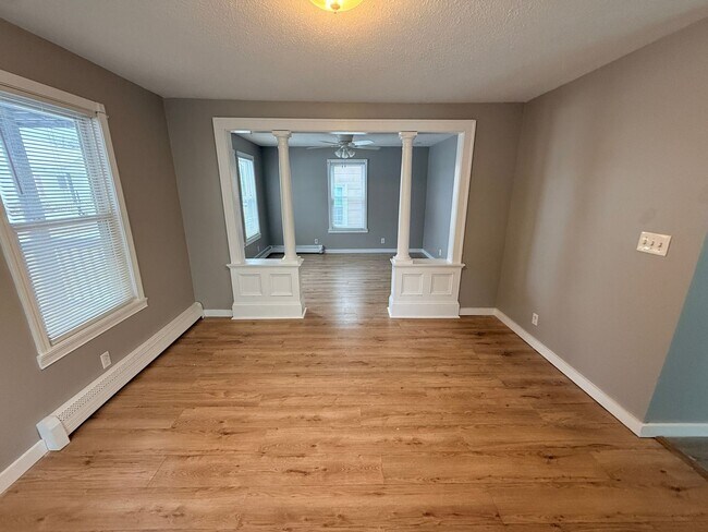 Building Photo - 100 Green St